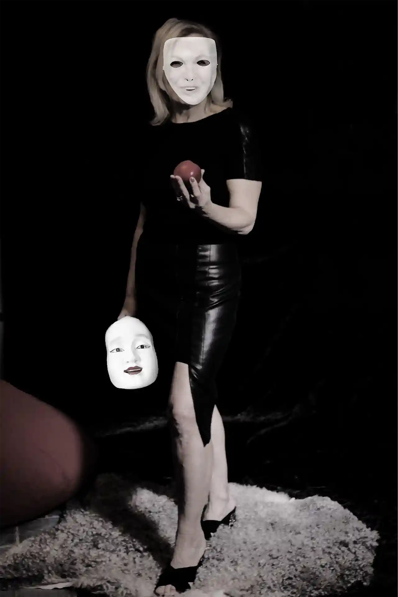 1 Vera Wiehe HinterderMaske Cahun Exhib1920