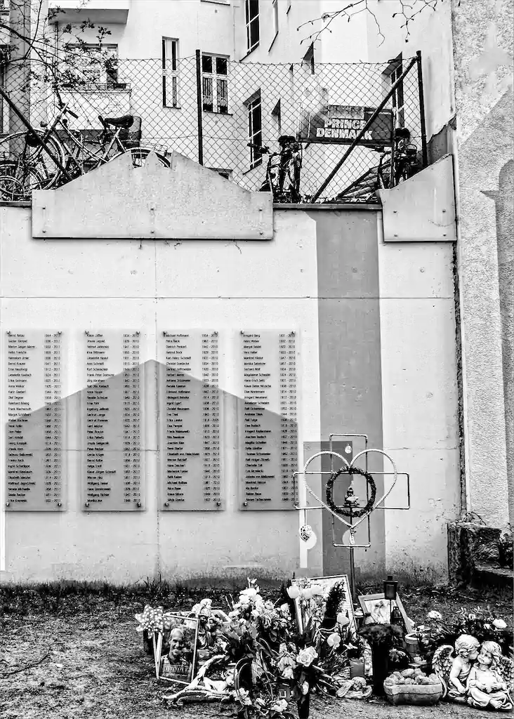 4 Vera Wiehe Alter St. Matthäus Kirchhof Berlin Exhib