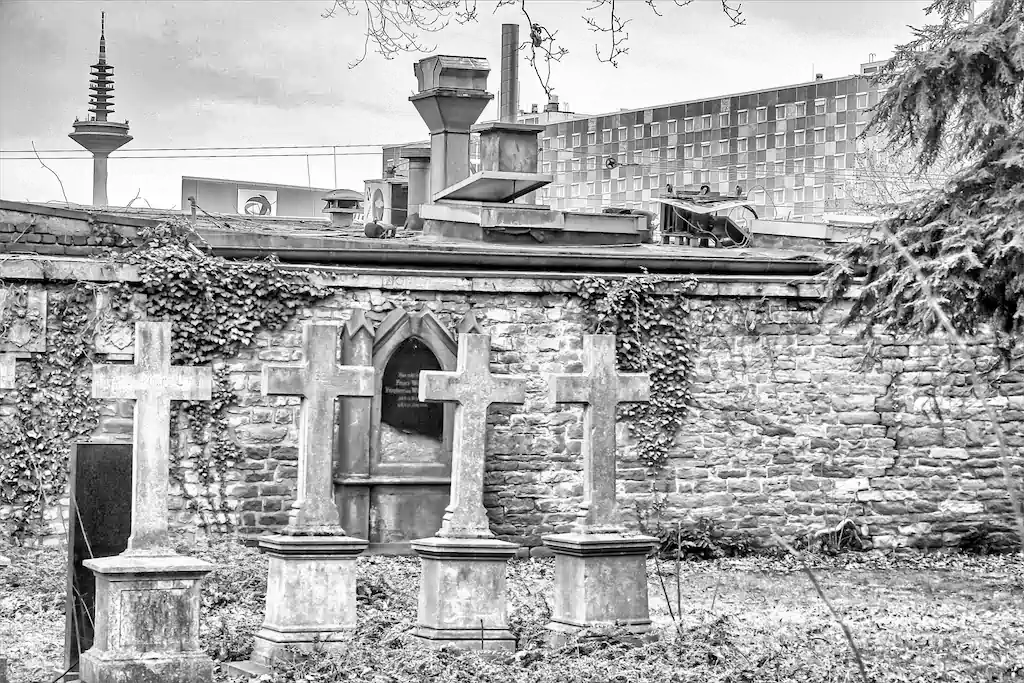 6 Vera Wiehe Frankfurter Hauptfriedhof Exhib