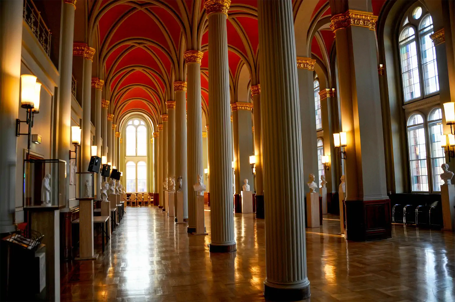 Bert Trommer Halle R Rathaus B 8 Parallelen 1024h 50