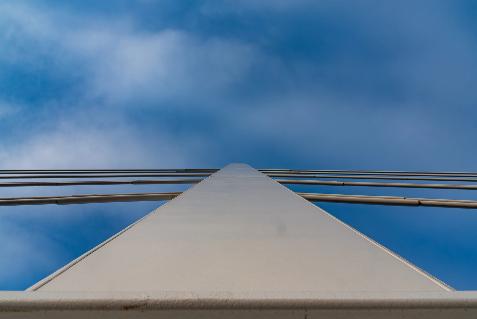 5 Thomas Schindler Die Neue Bruecke Wird Gebraucht Himmelwärts Ergebnis