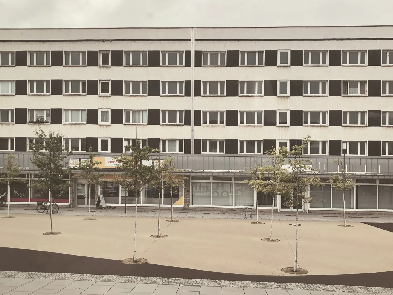 3 Küc Fremd Im Osten Almut Kückelhaus Ergebnis