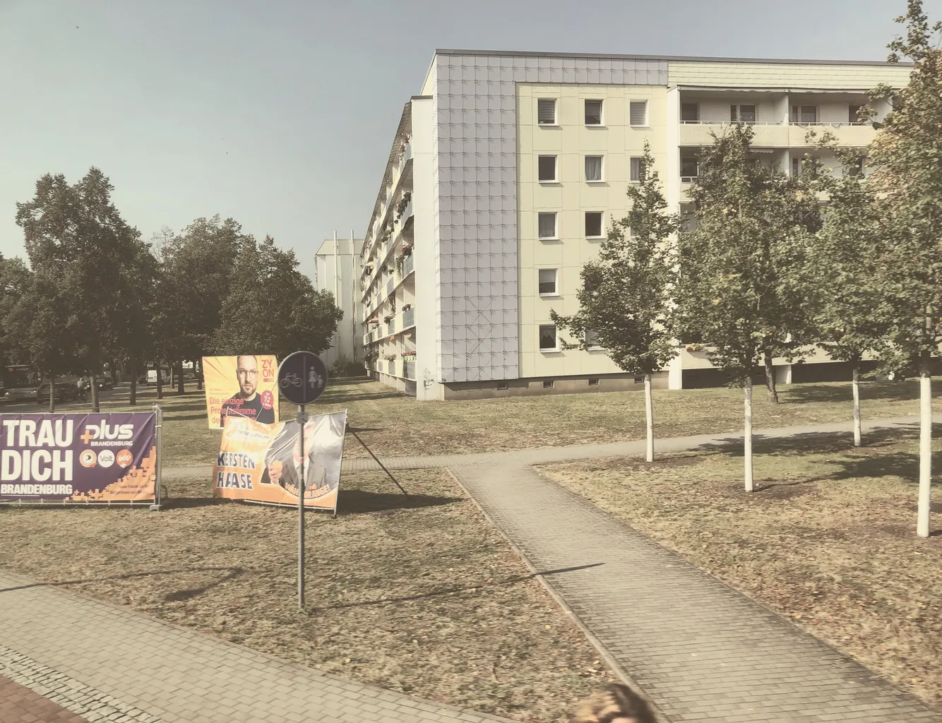 4 Küc Fremd Im Osten Almut Kückelhaus Ergebnis